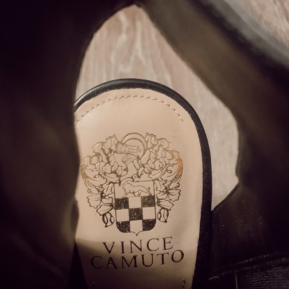 Vince Camuto black heels 🖤 - Picture 2 of 6